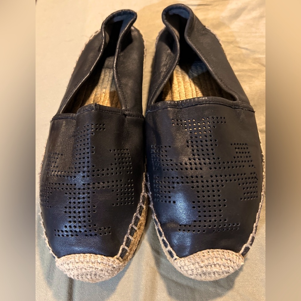 Tory Burch Black perforated Logo Flat Espadrille Nappa Leather Size 7.5